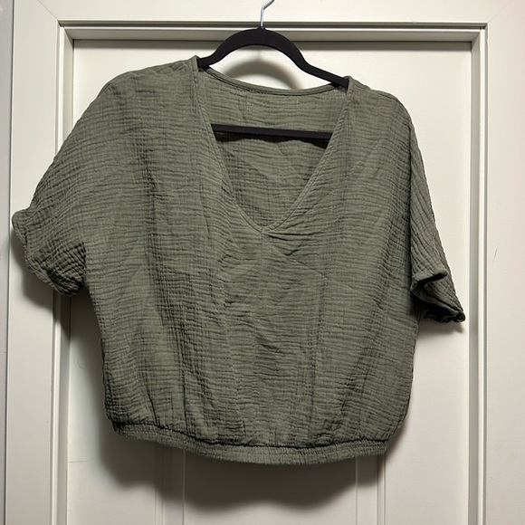 Large 100% cotton crop - Picture 1 of 2